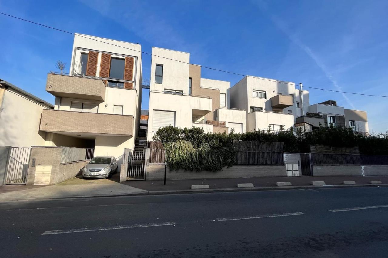 Modern And Bright Apartment Near Paris ラ・クールヌーヴ エクステリア 写真