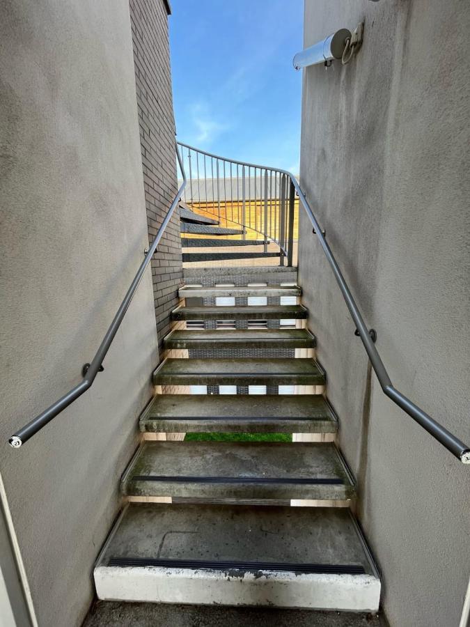 Modern And Bright Apartment Near Paris ラ・クールヌーヴ エクステリア 写真